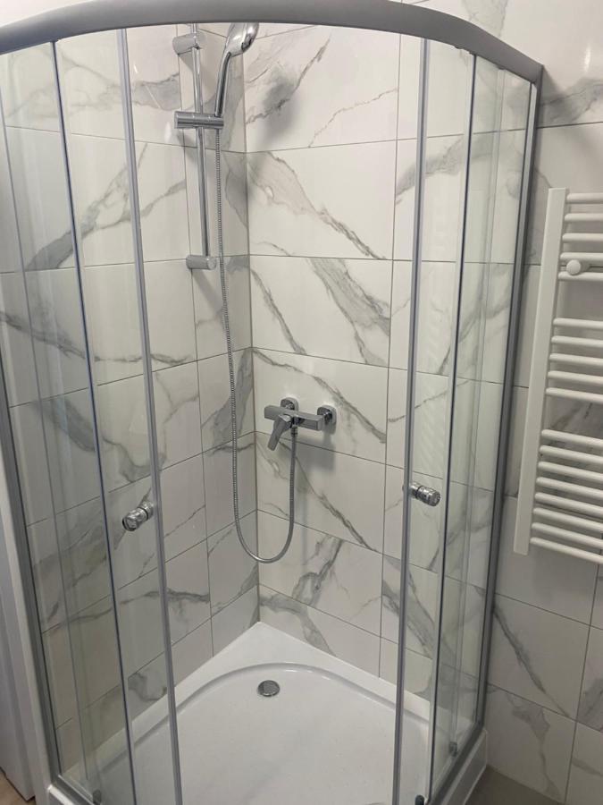 Mega Widok 4 *
